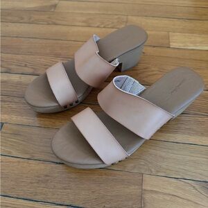 Universal Thread | Clog Sandals